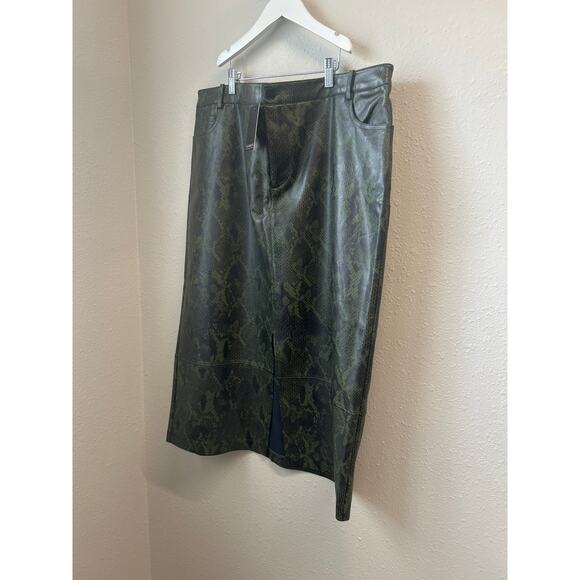 NWT Eloquii Plus Size 18 Faux Leather Snake Print Midi Skirt Green Vegan Animal - Picture 1 of 9